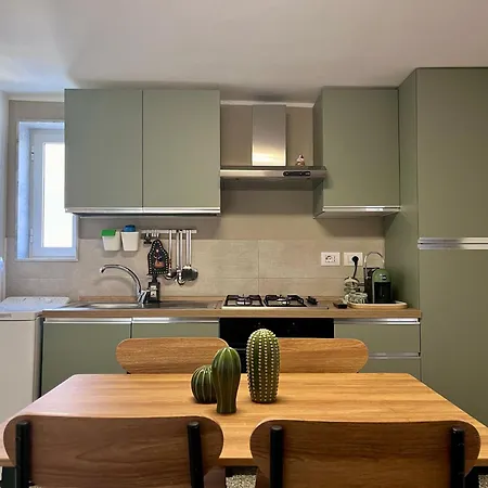 Attico 21 - 4 Μπάρι